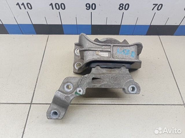 Опора двигателя правая Juke (F15) 2011