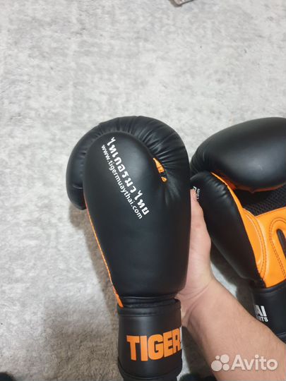 Боксерские перчатки детские 8 oz