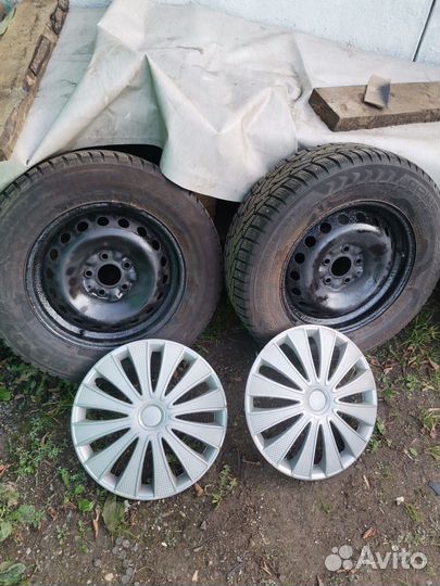 Nokian Tyres Hakkapeliitta 7 SUV 215/65 R16 102T