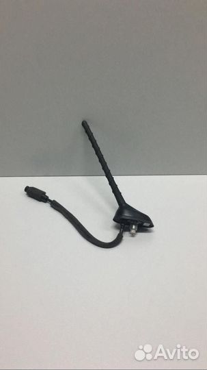 Антенна на KIA Sportage с 2011г 962003u000