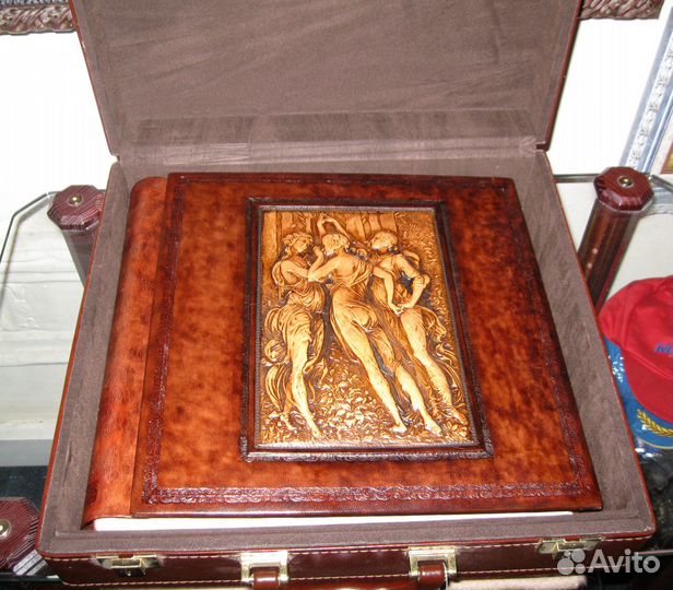 Книги Альбомы Библия Иконы Коллекция