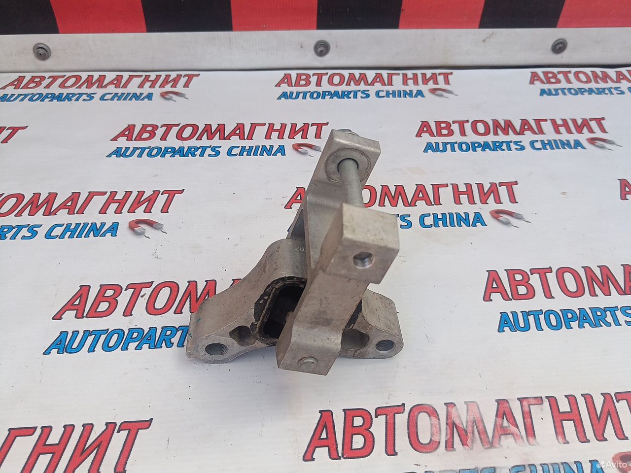 Опора двигателя Chery Tiggo 8 pro