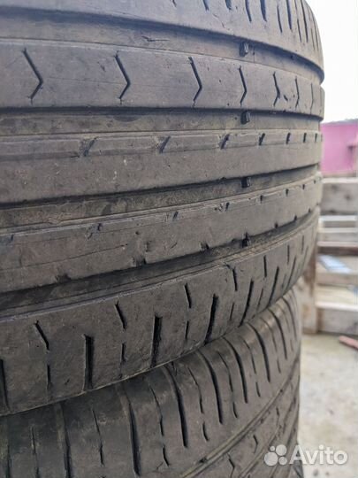 Continental ContiPremiumContact 5 215/60 R16 96V