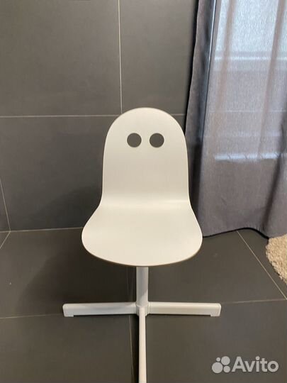 Письменный стол и стул IKEA