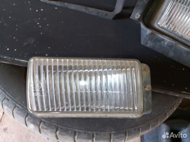 Противотуманные фары на ауди 100 с3 (дорест, рест)