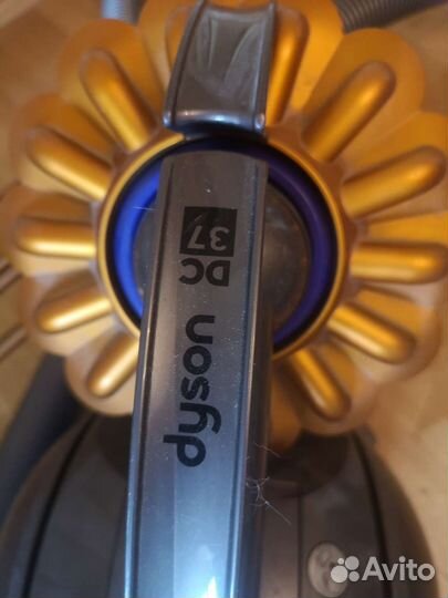 Пылесос Dyson DC 37 бу