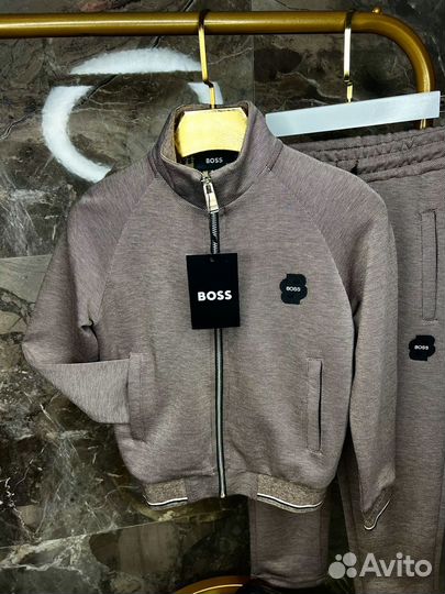 Стильный спортивный костюм Boss премиум