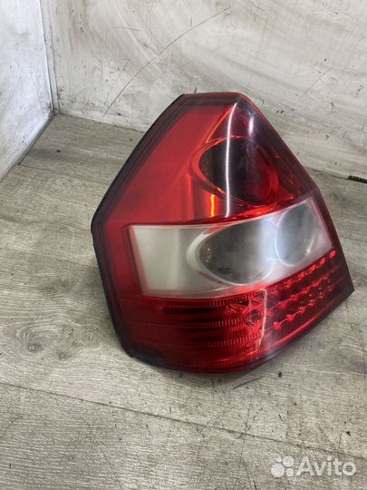 Фонарь задний левый SMA C81