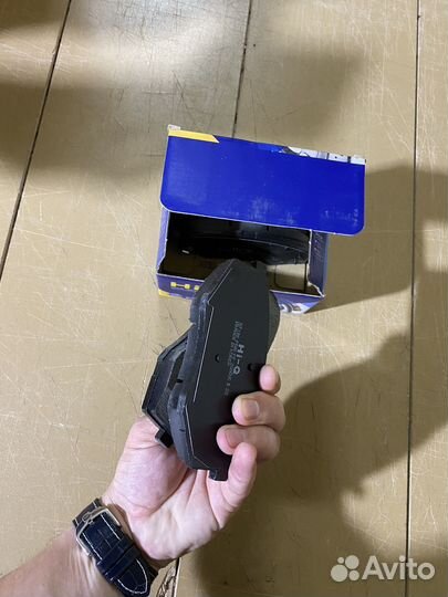 Sangsin, Колодки тормозные передние. Kia Sportage