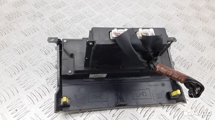 Блок управления климатической установкой Toyota Co