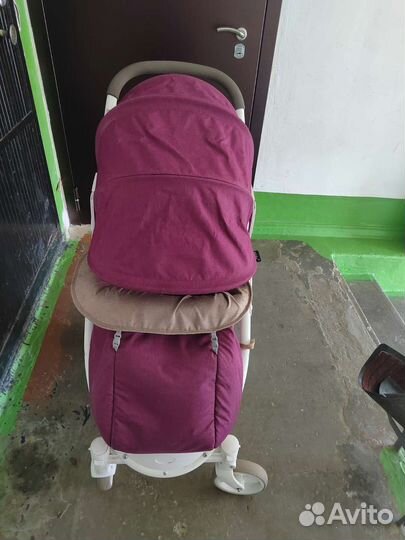 Прогулочная коляска