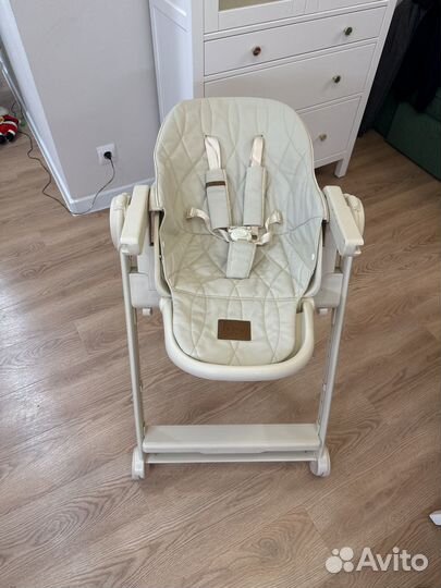 Стульчик для кормления happy baby little hedonist