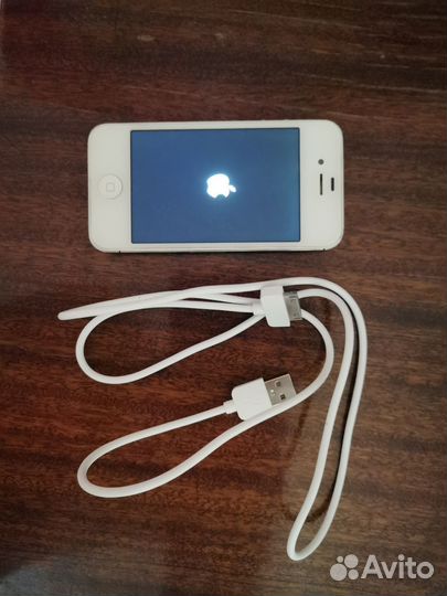 iPhone 4S, 8 ГБ