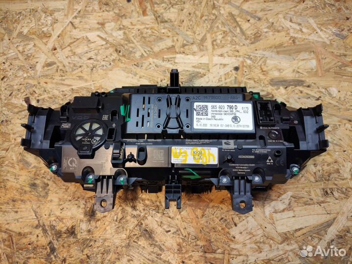 Приборная панель Aid Skoda Karoq Kodiaq 2021 год