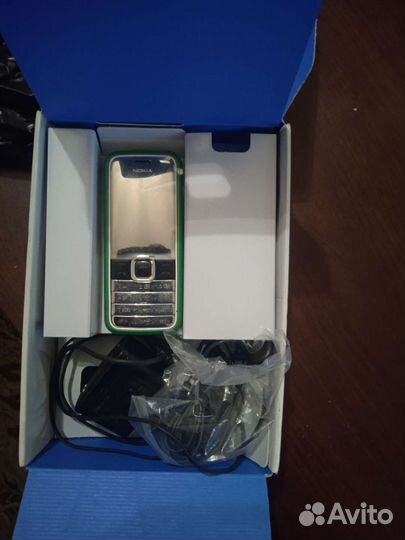 Телефон Nokia 7310 supernova