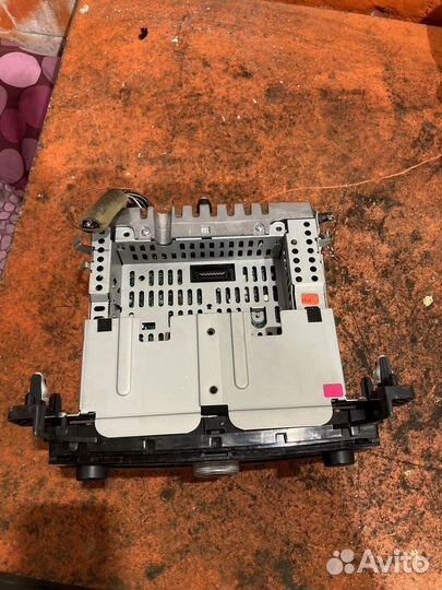 Магнитола Mazda CX 7 2007-2012