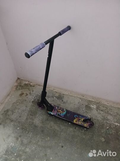 Продам трюковой самокат