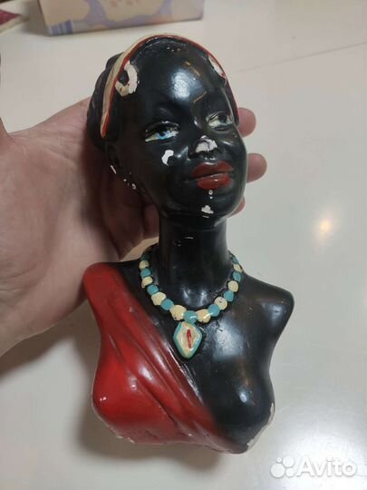Бюст Африканской женщины