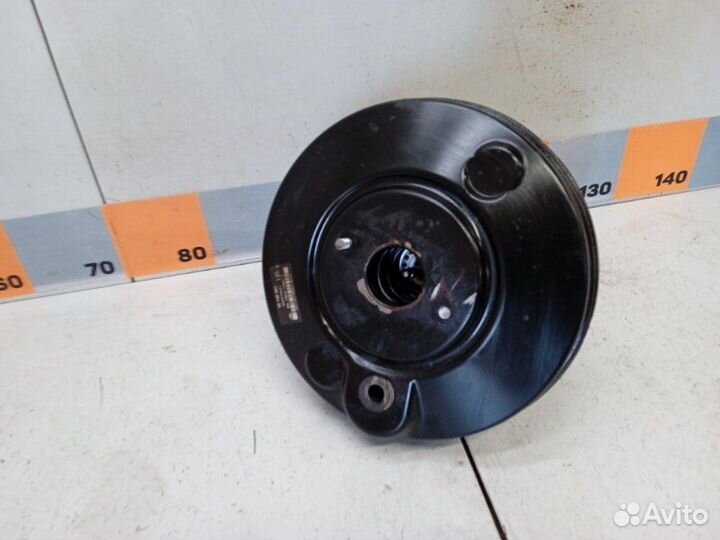 Усилитель тормозов вакуумный Opel Zafira B 1.8