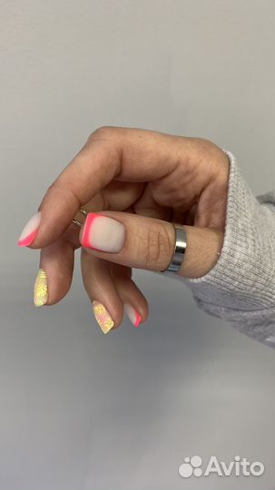 Маникюр гель-лак Сельма Калининград