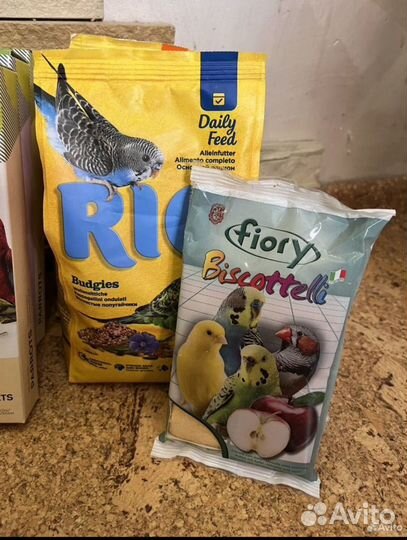 Игрушки для попугаев