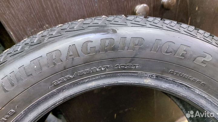 Goodyear UltraGrip Ice 2 235/55 R17 103T