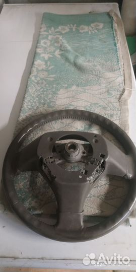 Руль corolla verso