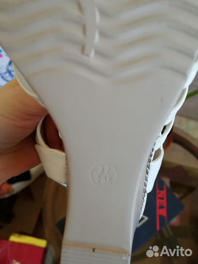 Босоножки Samtioni 37 размер 235