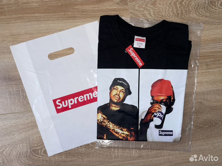 Футболка Supreme