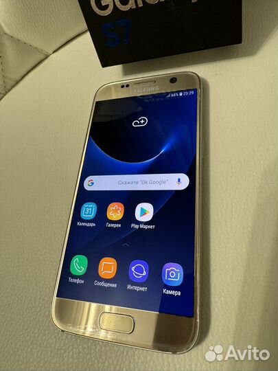 Samsung Galaxy S7, 4/32 ГБ