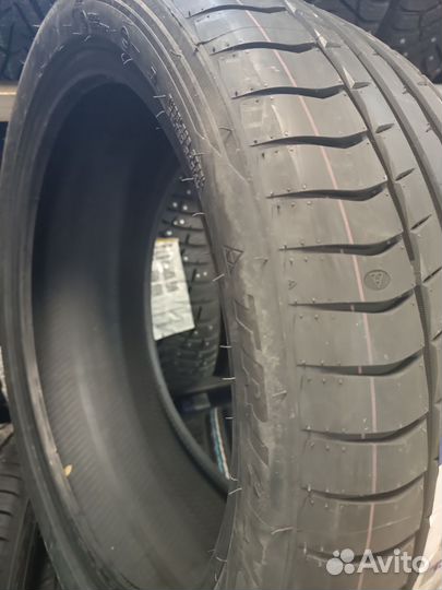 Triangle EffeXSport TH202 235/55 R20