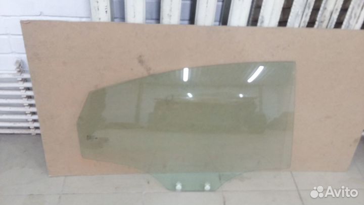 Стекло Хендай Солярис 1