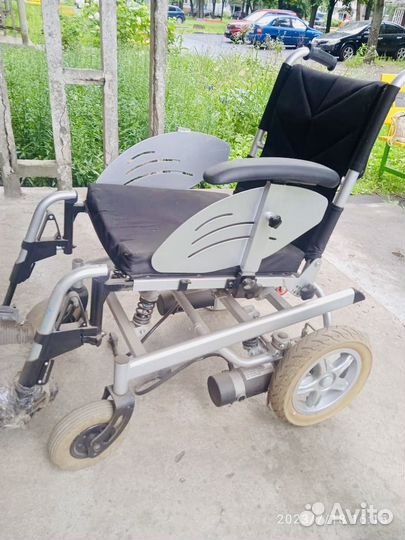 Коляска электрическая FS 123-43