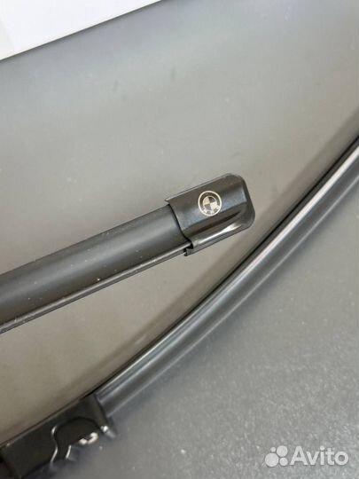 Щётки стеклоочистителя BMW 61610034739