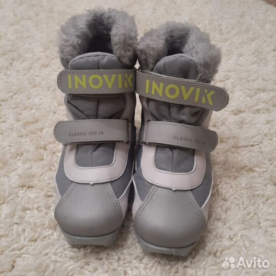 Продам лыжные ботинки