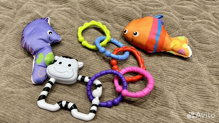 Подвеска на коляску, игрушки пакетом, погремушки