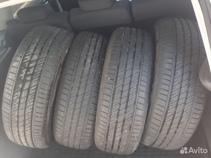 Kumho Solus HS63 215/60 R17 96H