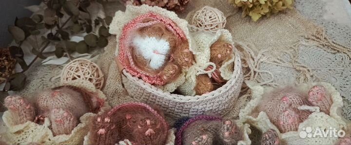 Вязаный котенок, бежево-коричневый, полный набор