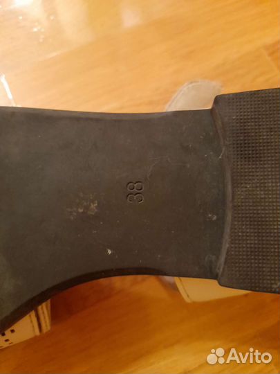 Босоножки женские кожаные 38 размер