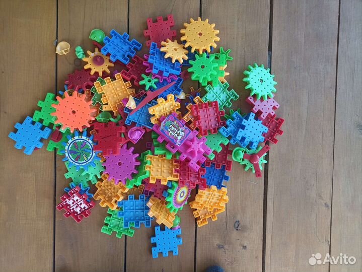 Игрушка шестернки