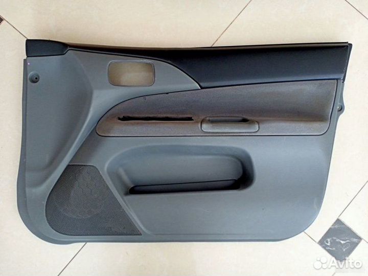 Обшивки дверей Mitsubishi Lancer 9
