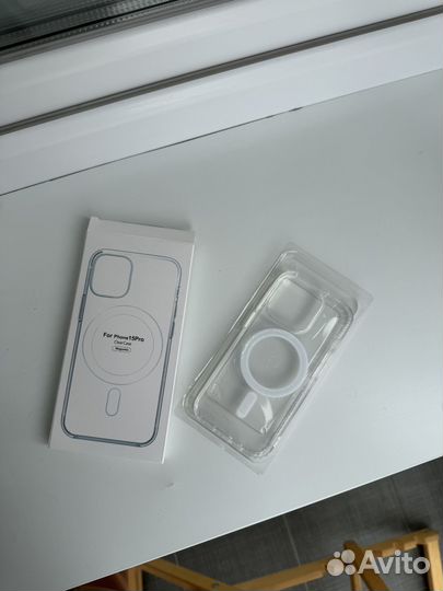 Чехол на iPhone 15 pro magsafe, прозрачный