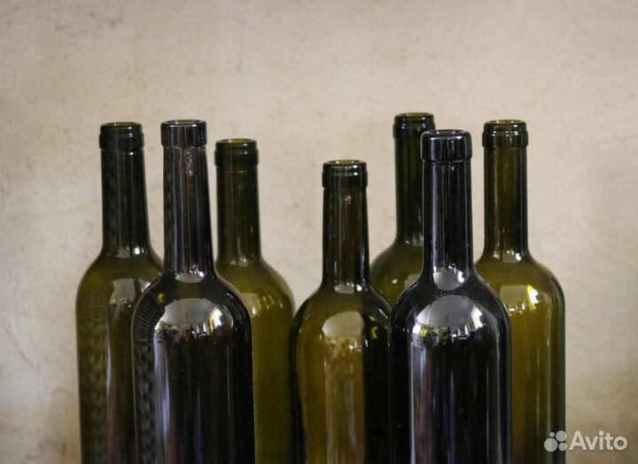 Бутылки стеклянные оливковые красивые (декор)