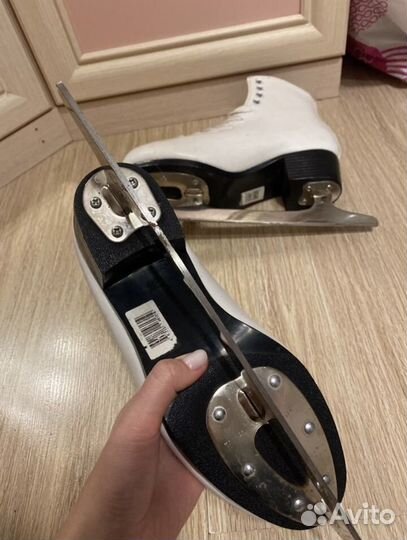 Коньки Graf Davos gold 38р