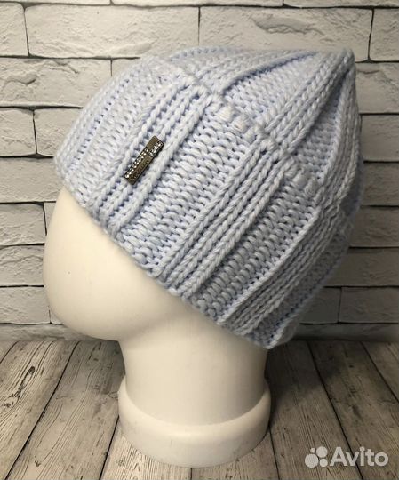 Шапка женская вязаная