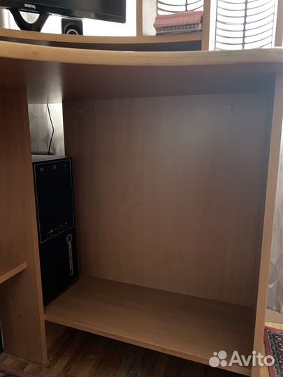 Стол компьютерный угловой