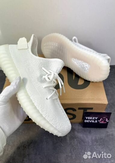 Кроссовки Adidas Yееzy Boost 350 V2 Triple White