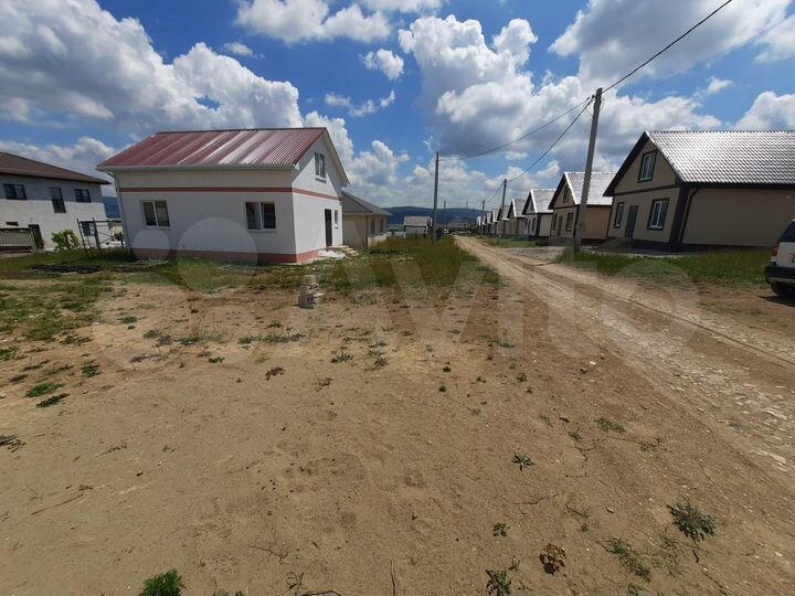 Дом 115 м² на участке 4 сот.