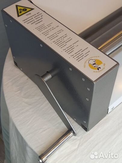 Ручная тестораскатка, тестораскаточная машина