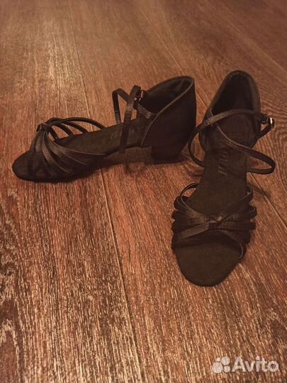 Танцевальные туфли